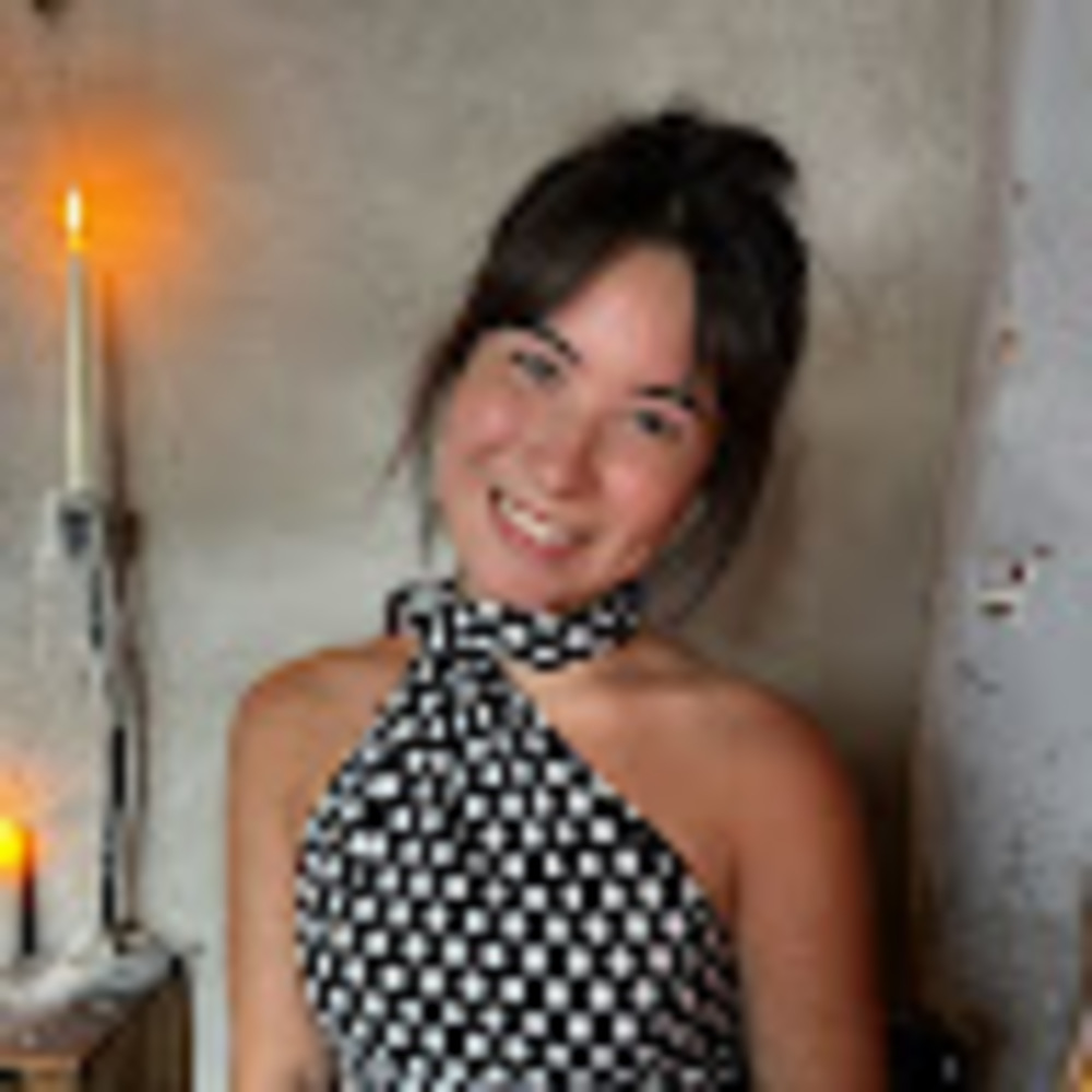 Meet your Posher, Bella